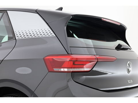 Volkswagen ID.3 First 58 kWh | Navi | Stoel- Stuurverw. | Adapt. Cruise | Apple CarPlay | PDC