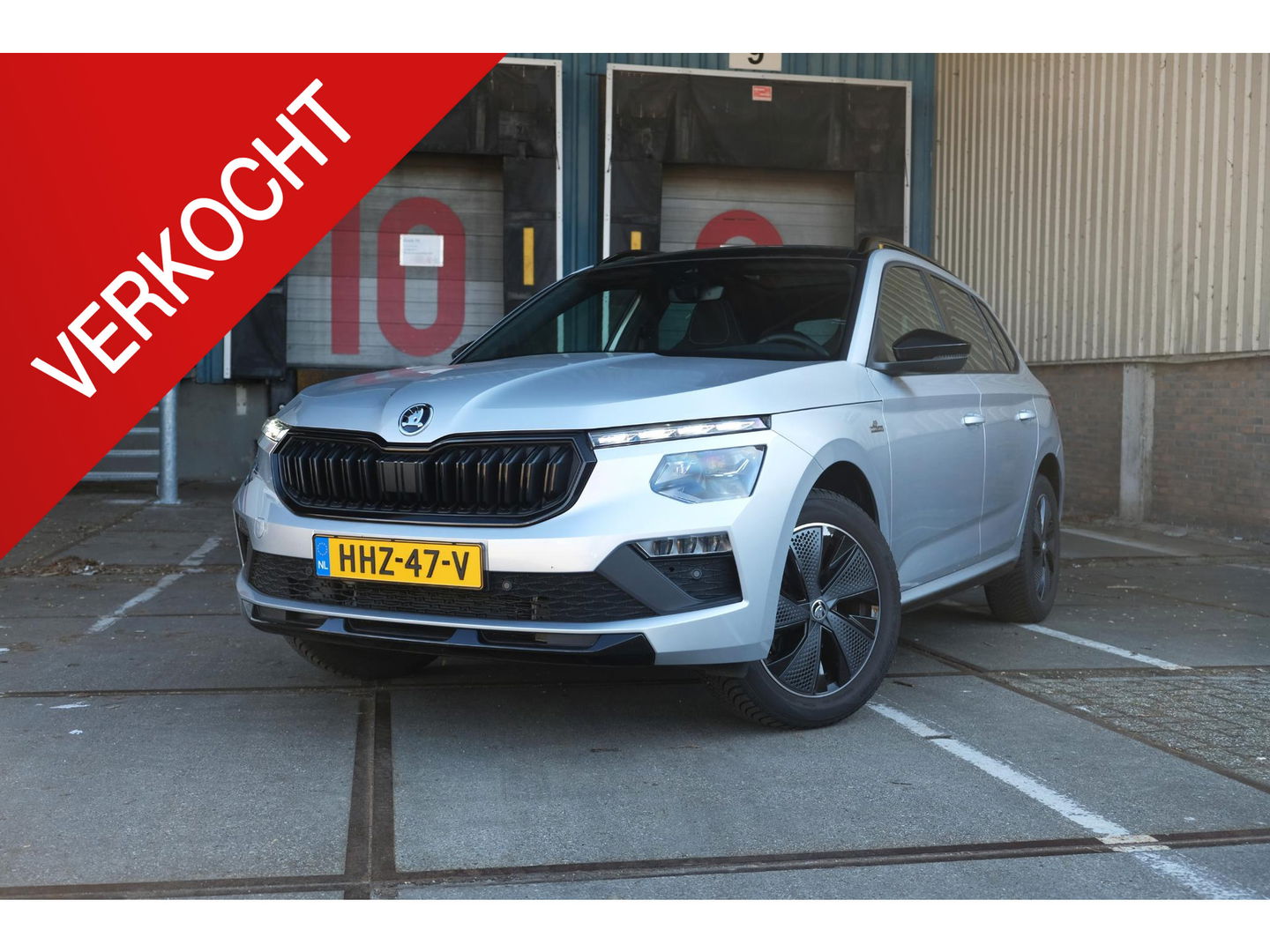 Škoda Kamiq 1.0 TSI DSG Monte Carlo | PANO | STOEL, STUUR & VOORRUIT VERW. | ADAPTIVE CRUISE | DIGI DASH | SPORT