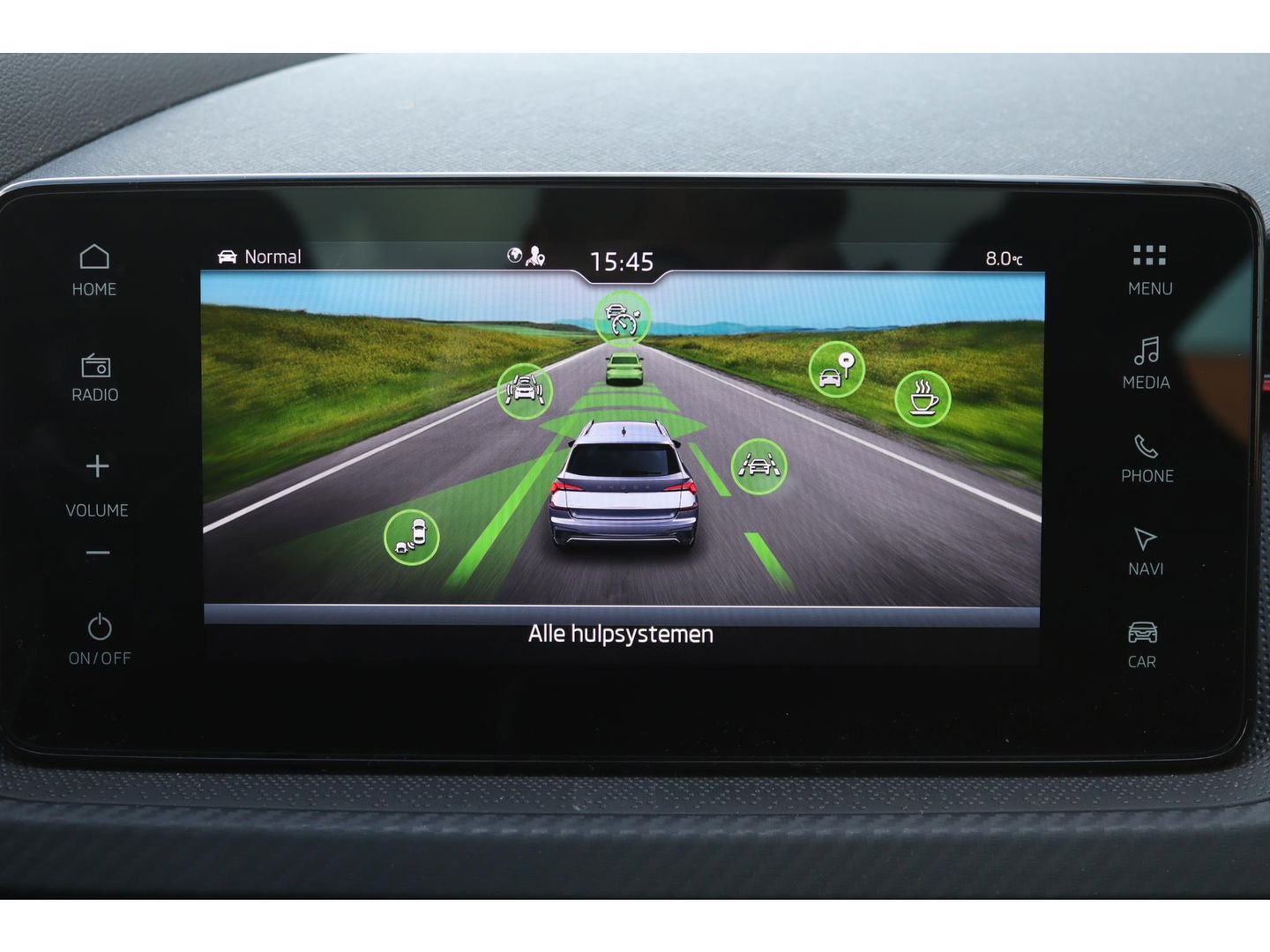 Škoda Kamiq 1.0 TSI DSG Monte Carlo | PANO | STOEL, STUUR & VOORRUIT VERW. | ADAPTIVE CRUISE | DIGI DASH | SPORT