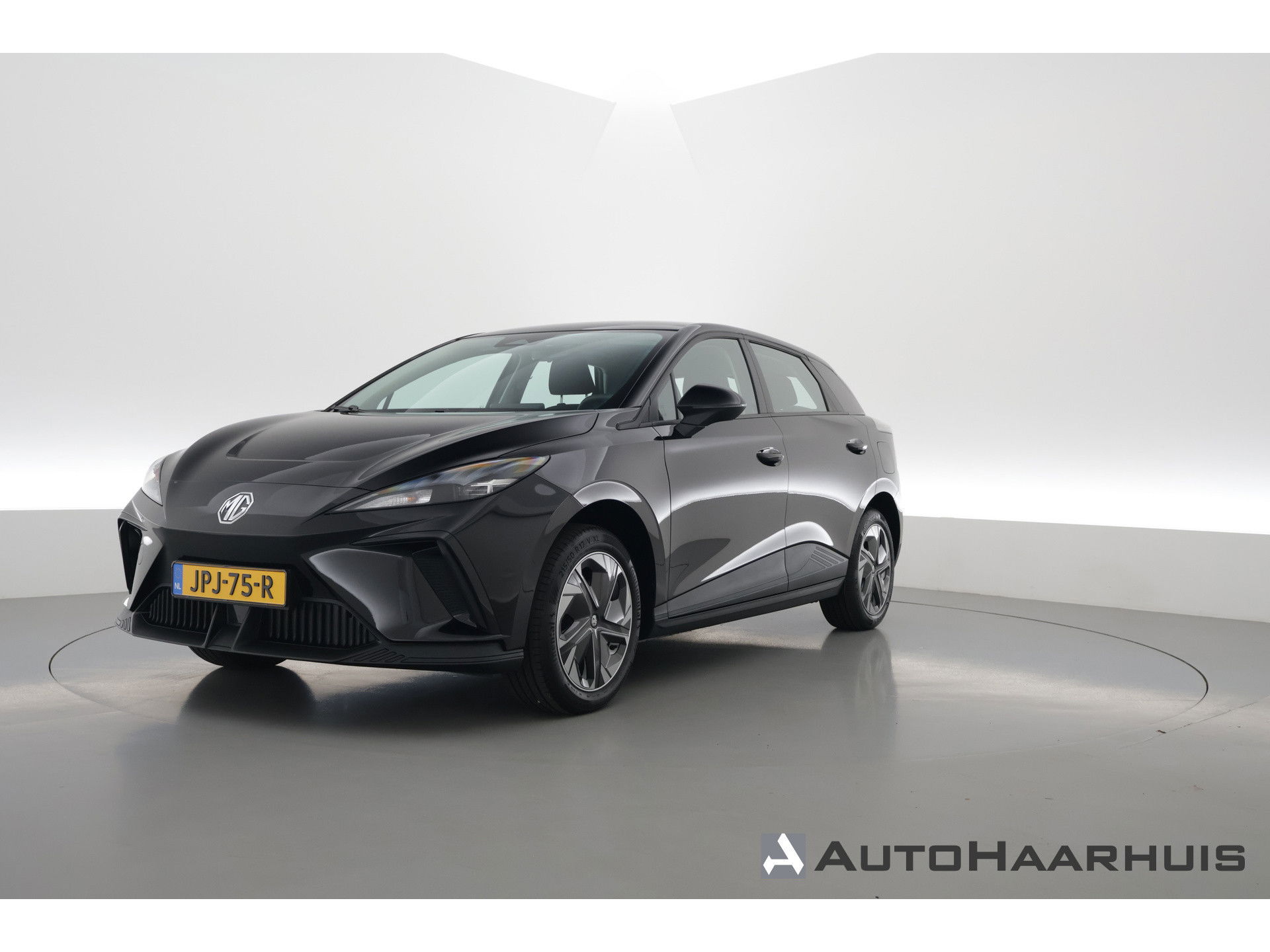 MG Mg4 electric Standard 51 kWh | Dig. Cockpit | Nav + CarPlay | Adapt. Cruise | Camera | Dab | PDC | LED | ACC