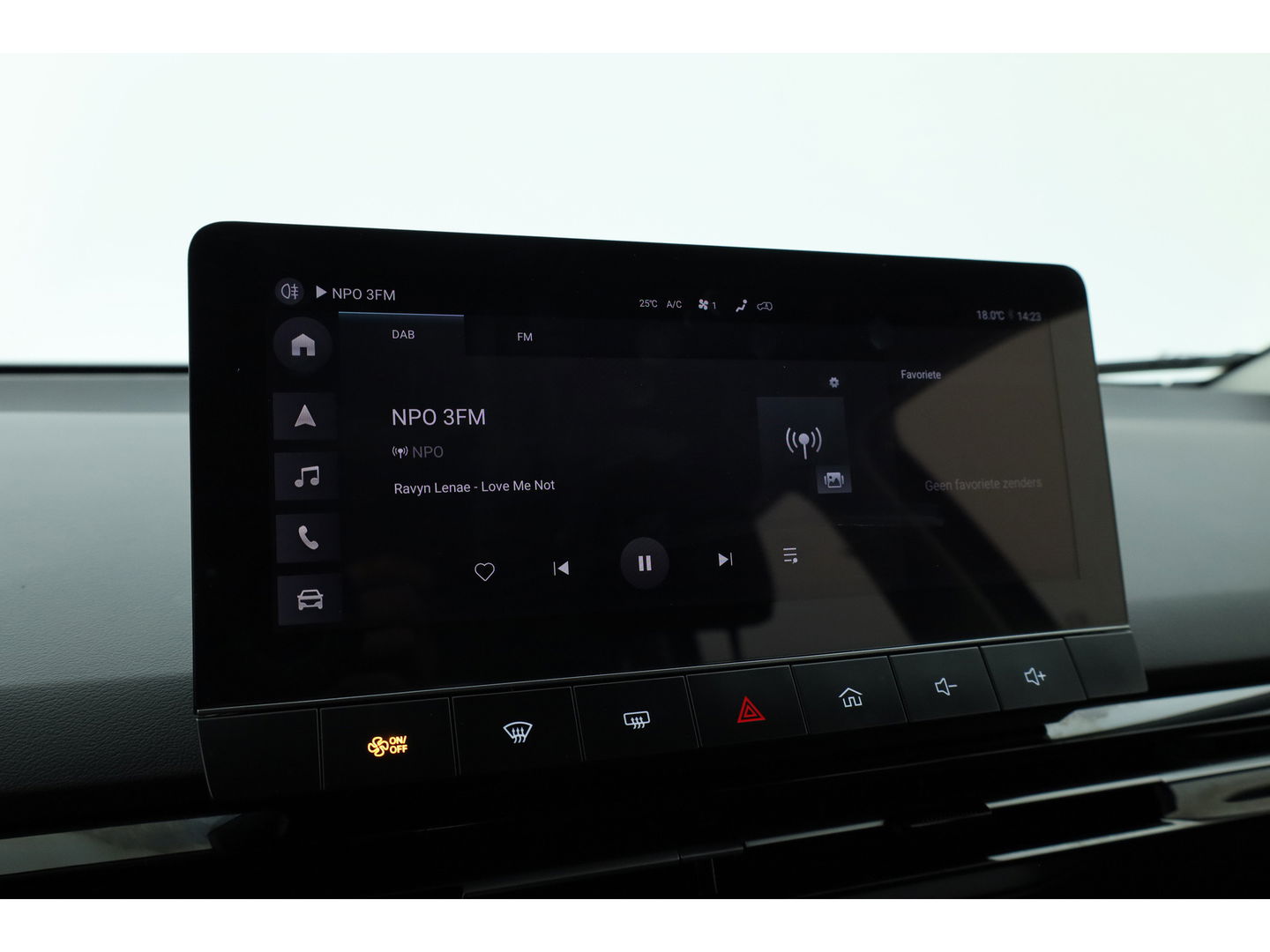 MG Mg4 electric Standard 51 kWh | Dig. Cockpit | Nav + CarPlay | Adapt. Cruise | Camera | Dab | PDC | LED | ACC