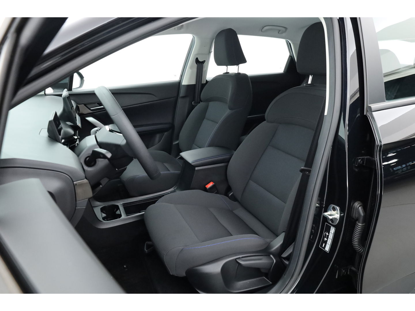 MG Mg4 electric Standard 51 kWh | Dig. Cockpit | Nav + CarPlay | Adapt. Cruise | Camera | Dab | PDC | LED | ACC