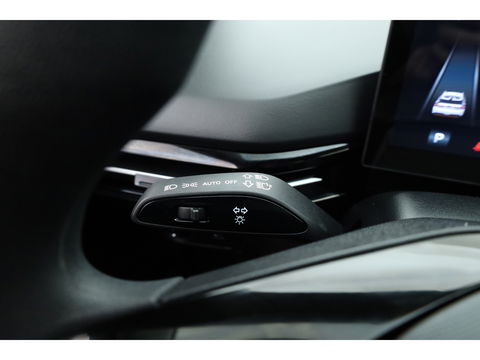 MG Mg4 electric Standard 51 kWh | Dig. Cockpit | Nav + CarPlay | Adapt. Cruise | Camera | Dab | PDC | LED | ACC