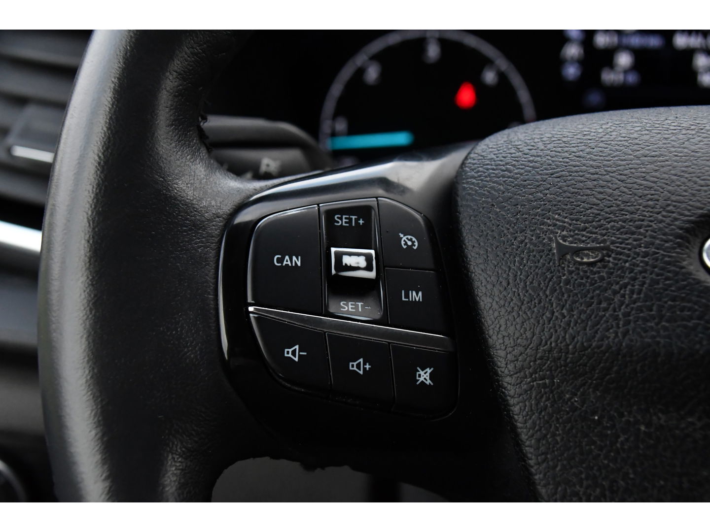 Ford Transit Custom 310 2.0 TDCI L2H1 Sport MARGE! Camera, Cruise, 170pk, Automaat, LED, Sensoren, Carpay, Trekhaak, Uniek!