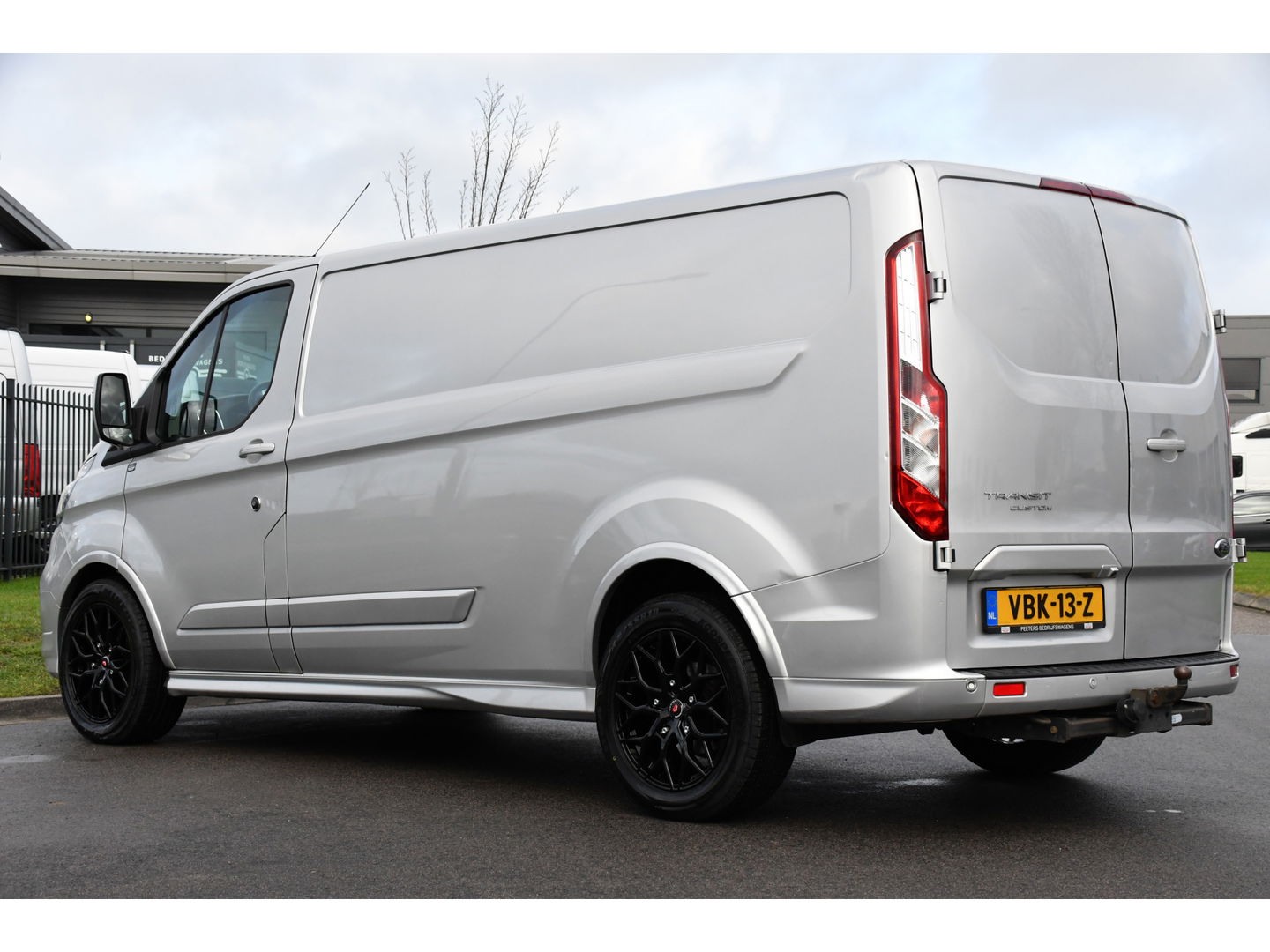Ford Transit Custom 310 2.0 TDCI L2H1 Sport MARGE! Camera, Cruise, 170pk, Automaat, LED, Sensoren, Carpay, Trekhaak, Uniek!