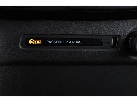 Ford Transit Custom 310 2.0 TDCI L2H1 Sport MARGE! Camera, Cruise, 170pk, Automaat, LED, Sensoren, Carpay, Trekhaak, Uniek!