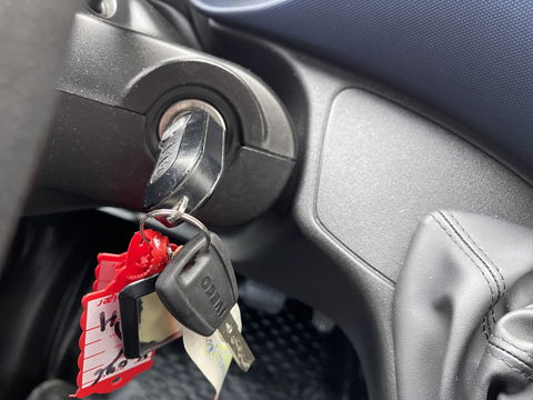 Iveco Daily 35S14V 2.3 410 L4H2 Himatic automaat / vaste prijs rijklaar € 23.950 ex btw / lease vanaf € 391 / euro 6 / laadruimte 470 cm lang / trekhaak 3500 kg !