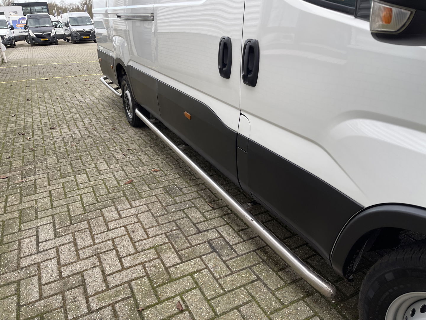 Iveco Daily 35S14V 2.3 410 L4H2 Himatic automaat / vaste prijs rijklaar € 23.950 ex btw / lease vanaf € 391 / euro 6 / laadruimte 470 cm lang / trekhaak 3500 kg !