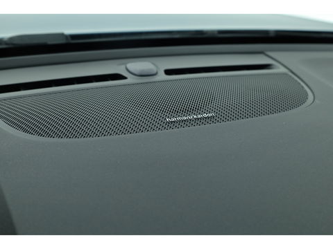 Volvo XC40 T5 Plug-in hybrid Plus Bright | Leer |ACC | Blis | Elek. stoel+mem. | Stoel- Stuurverw. | H&K |