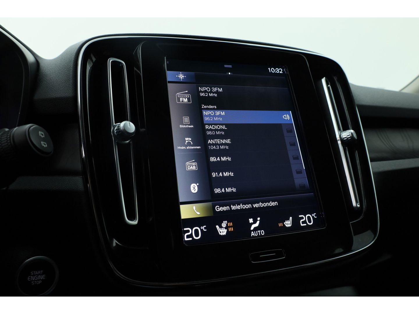 Volvo XC40 T5 Plug-in hybrid Plus Bright | Leer |ACC | Blis | Elek. stoel+mem. | Stoel- Stuurverw. | H&K |