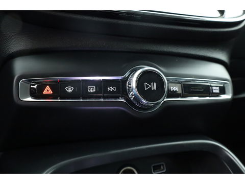 Volvo XC40 T5 Plug-in hybrid Plus Bright | Leer |ACC | Blis | Elek. stoel+mem. | Stoel- Stuurverw. | H&K |