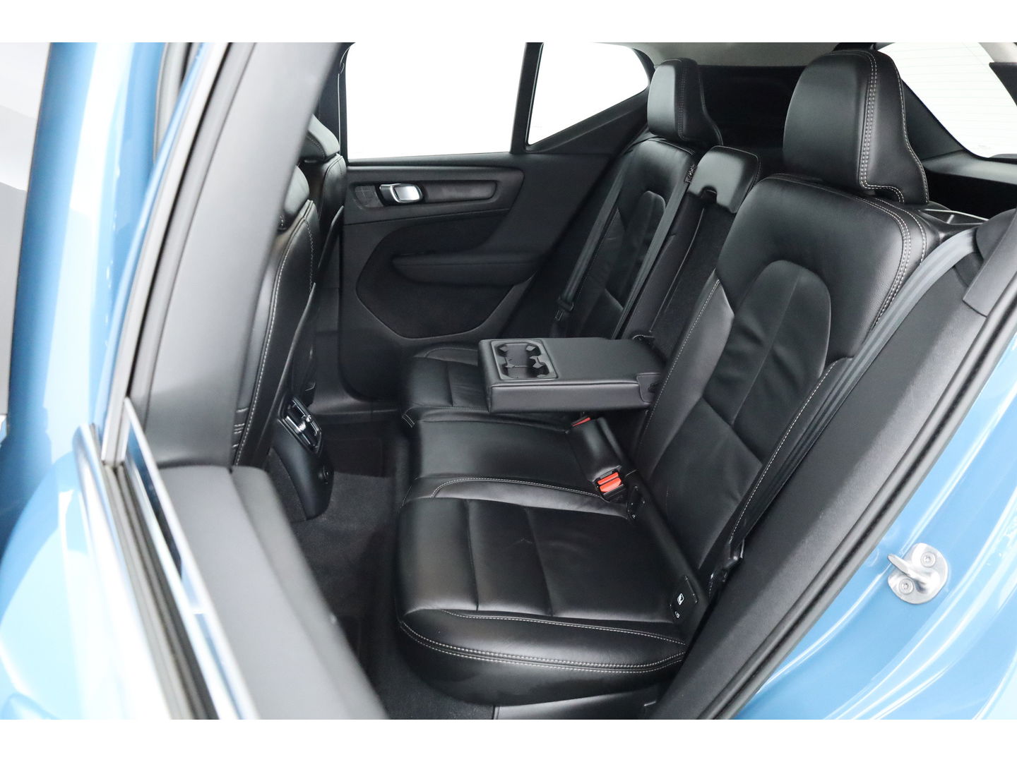 Volvo XC40 T5 Plug-in hybrid Plus Bright | Leer |ACC | Blis | Elek. stoel+mem. | Stoel- Stuurverw. | H&K |