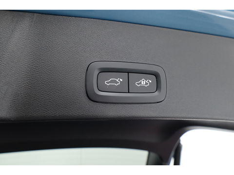 Volvo XC40 T5 Plug-in hybrid Plus Bright | Leer |ACC | Blis | Elek. stoel+mem. | Stoel- Stuurverw. | H&K |