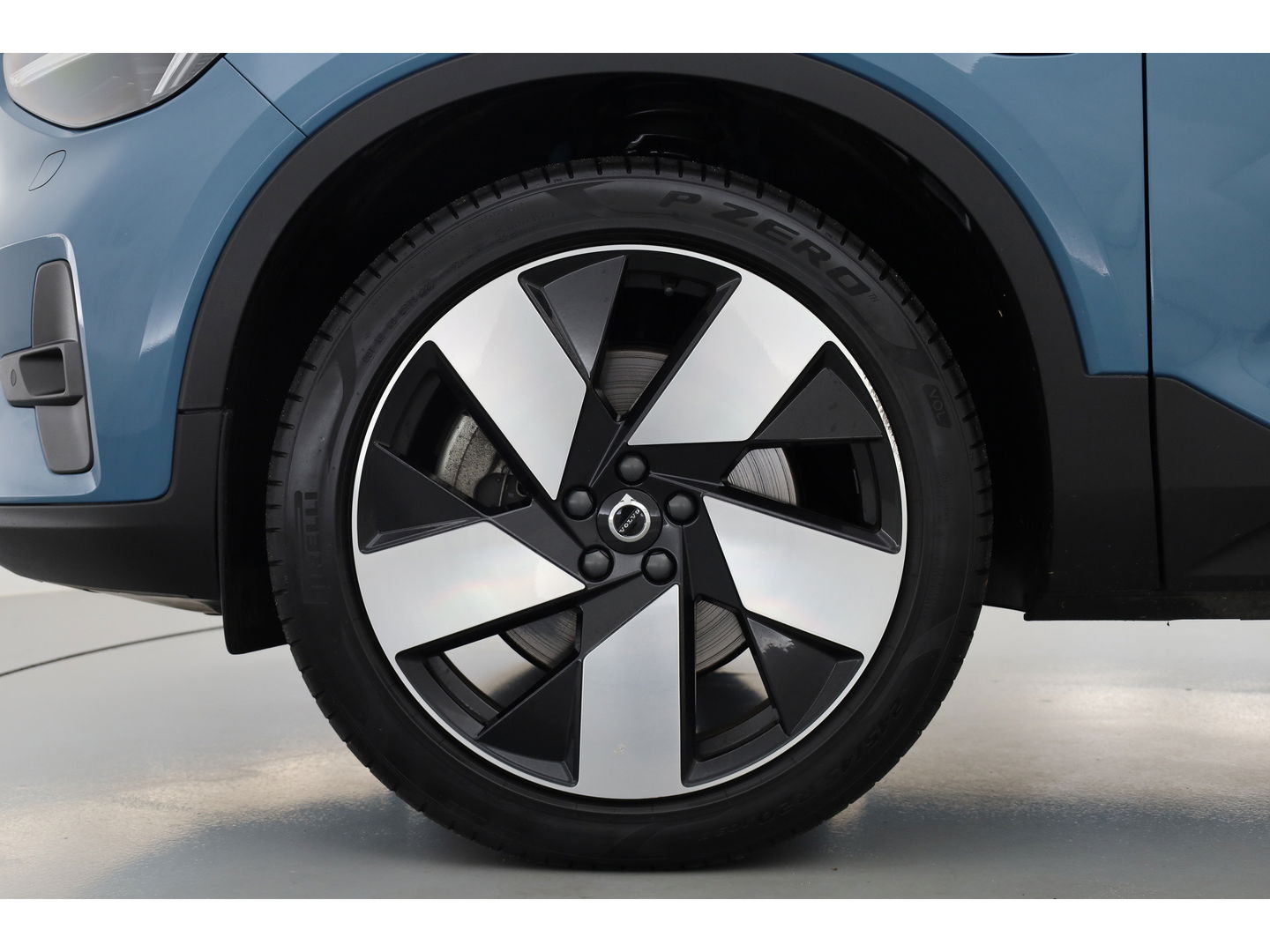 Volvo XC40 T5 Plug-in hybrid Plus Bright | Leer |ACC | Blis | Elek. stoel+mem. | Stoel- Stuurverw. | H&K |