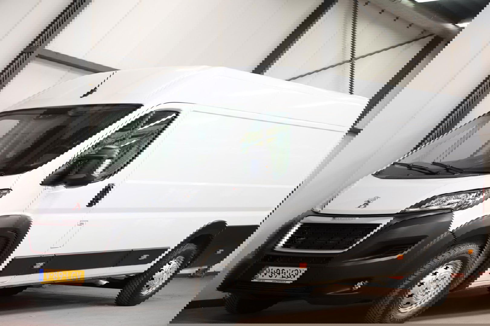 Peugeot Boxer 435 2.2 BlueHDi 140 L4H2