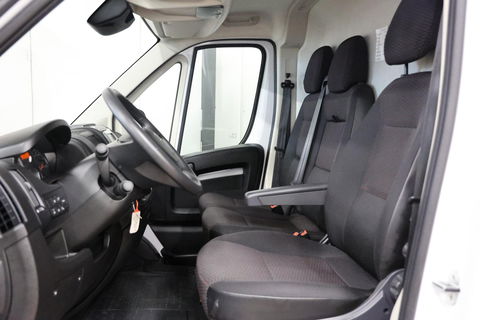 Peugeot Boxer 435 2.2 BlueHDi 140 L4H2