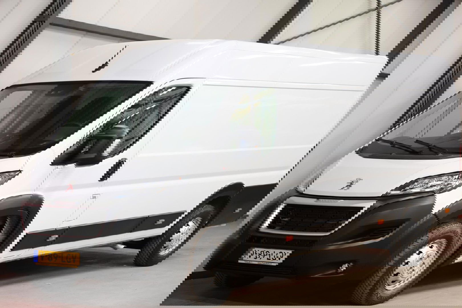 Peugeot Boxer 435 2.2 BlueHDi 140 L4H2