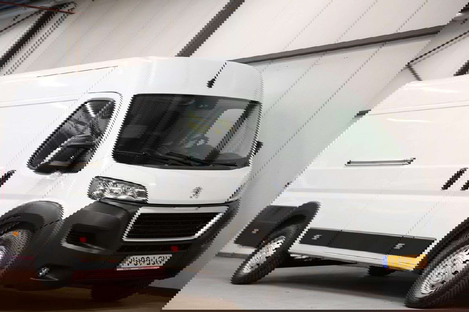 Peugeot Boxer 435 2.2 BlueHDi 140 L4H2