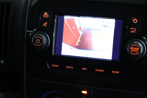 Peugeot Boxer 435 2.2 BlueHDi 140 L4H2