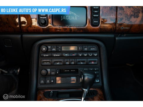 Jaguar XKR 4.2 V8 Convertible