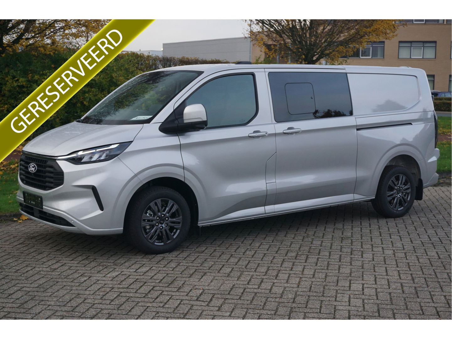 Ford Transit Custom 320L 170PK DC Limited AUT BPM VRIJ!! Navi, ACC, Trekhaak, 360° Cam, 17" LM, 2x Schuifdeur!! NR. 581