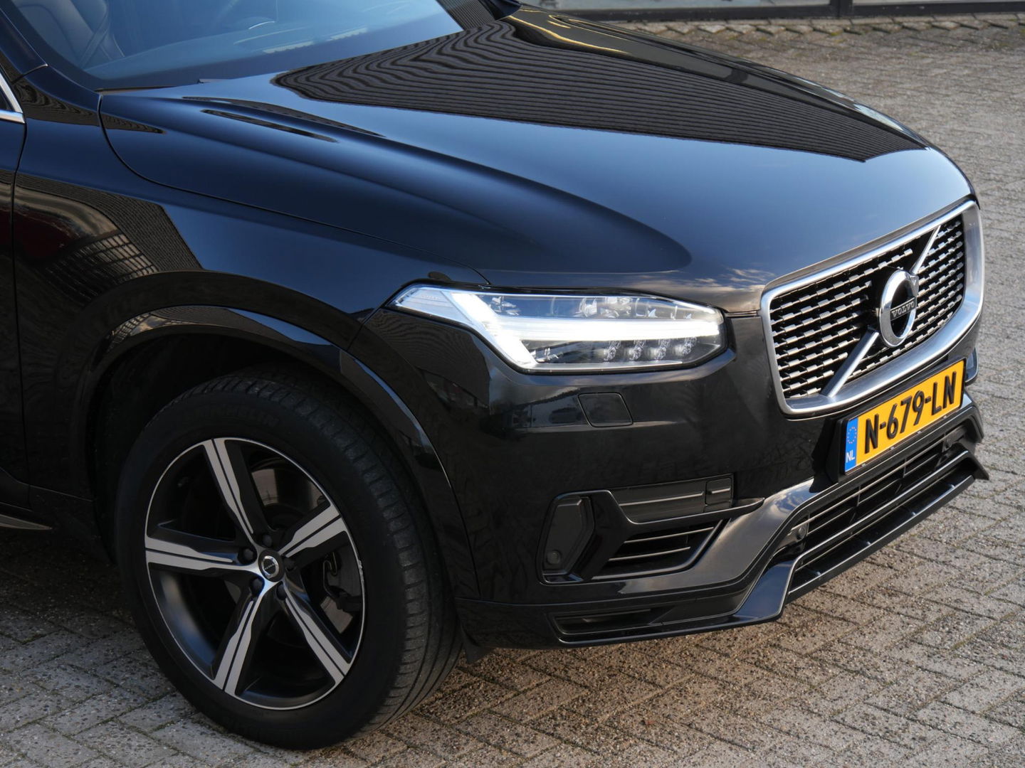 Volvo XC90 T8 AWD R-DESIGN/ BLIS/ H&K AUDIO/ PANORAMADAK/ CAMERA