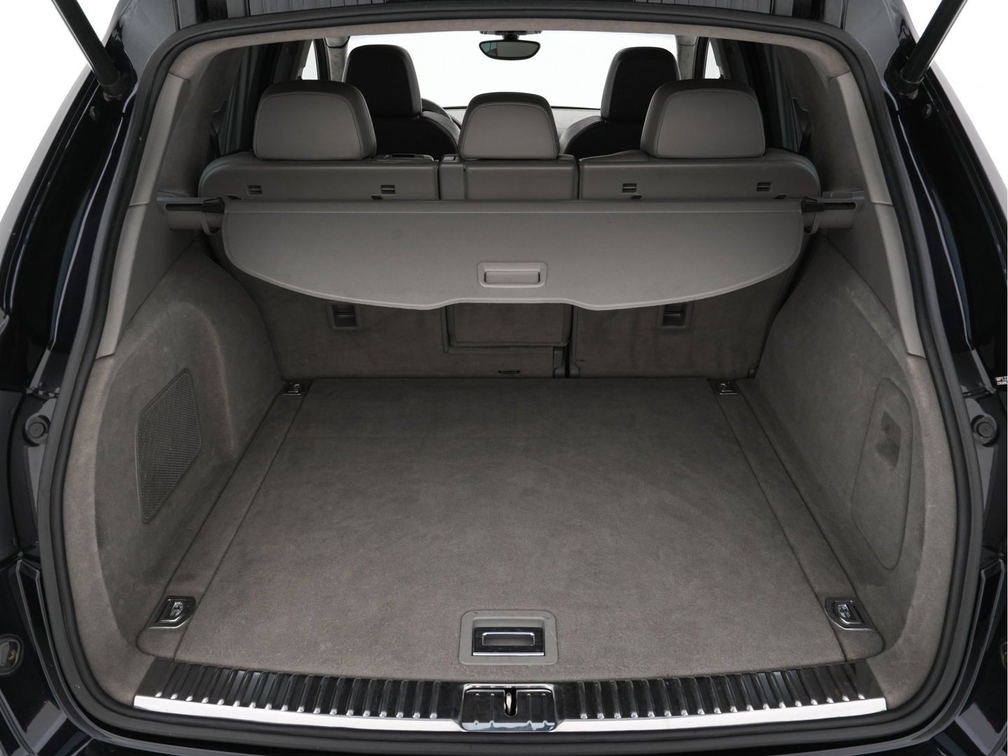 Porsche Cayenne 4.8 Turbo AWD Aut. *PANO | LEATHER | BURMESTER-SURROUND | BI-XENON | MEMORY-PACK | NAVI-FULLMAP | ADAPTIVE-CRUISE | AIR-SUSPENSION | CAMERA | SPORT-SEATS |  20''ALU*