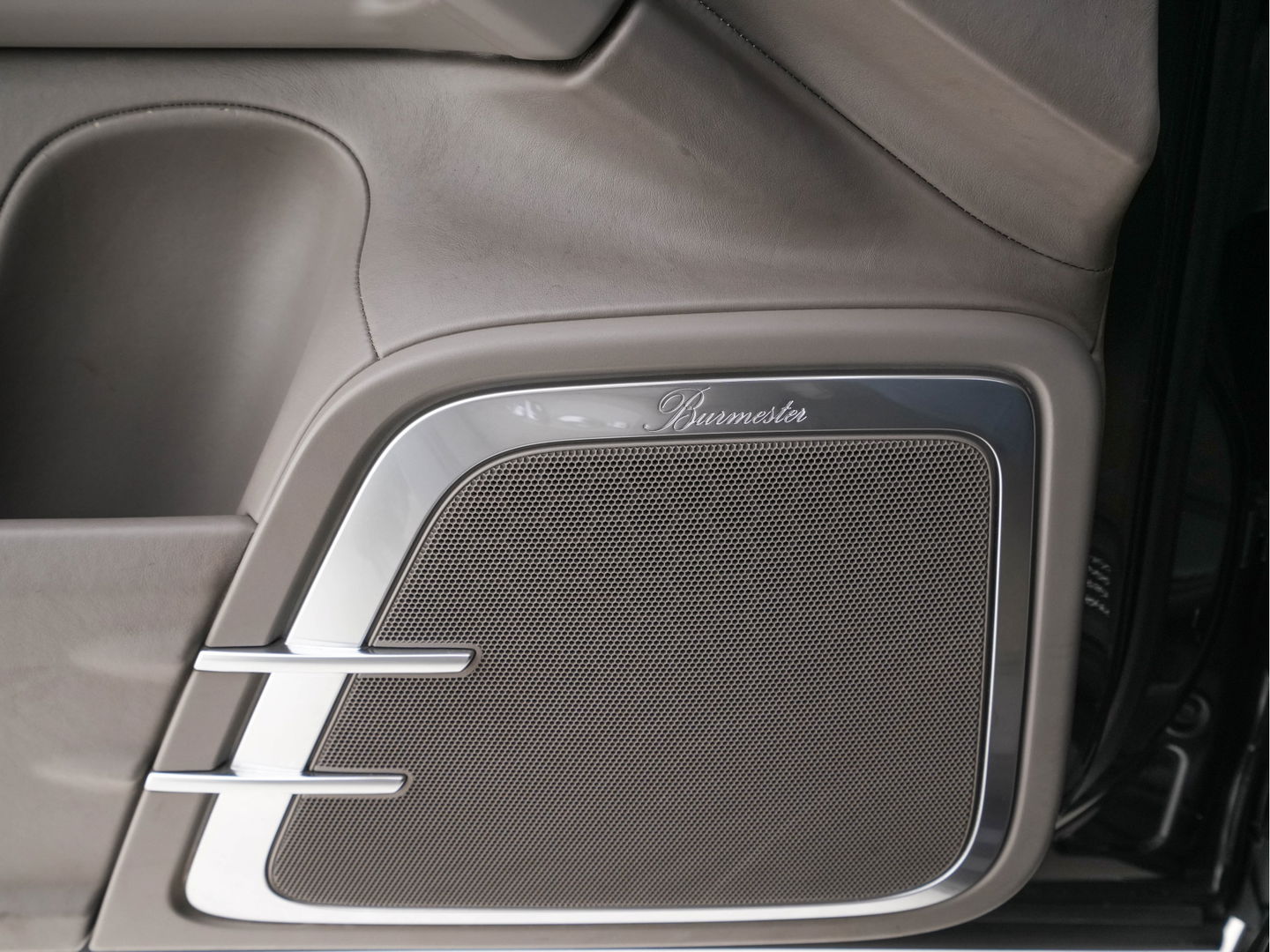 Porsche Cayenne 4.8 Turbo AWD Aut. *PANO | LEATHER | BURMESTER-SURROUND | BI-XENON | MEMORY-PACK | NAVI-FULLMAP | ADAPTIVE-CRUISE | AIR-SUSPENSION | CAMERA | SPORT-SEATS |  20''ALU*