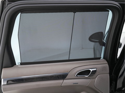 Porsche Cayenne 4.8 Turbo AWD Aut. *PANO | LUXURY-LEATHER | BURMESTER-SURROUND | BI-XENON | MEMORY-PACK | NAVI-FULLMAP | ADAPTIVE-CRUISE | AIR-SUSPENSION | CAMERA | SPORT-SEATS |  20''ALU*