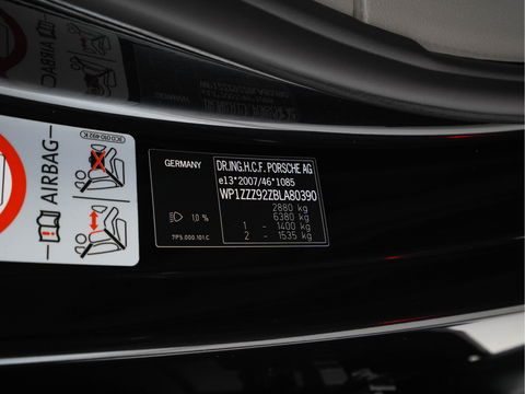 Porsche Cayenne 4.8 Turbo AWD Aut. *PANO | LUXURY-LEATHER | BURMESTER-SURROUND | BI-XENON | MEMORY-PACK | NAVI-FULLMAP | ADAPTIVE-CRUISE | AIR-SUSPENSION | CAMERA | SPORT-SEATS |  20''ALU*