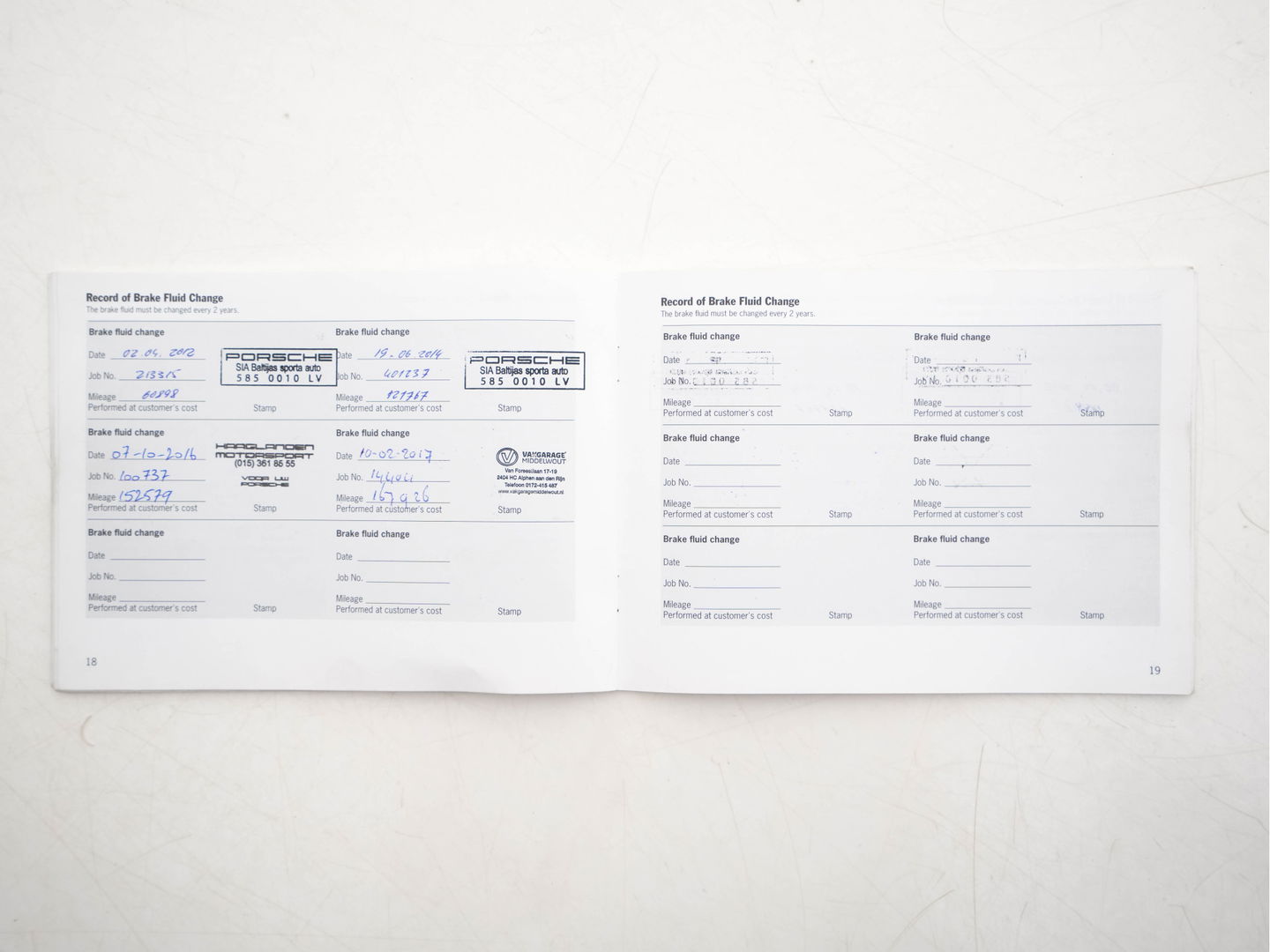 Porsche Cayenne 4.8 Turbo AWD Aut. *PANO | LUXURY-LEATHER | BURMESTER-SURROUND | BI-XENON | MEMORY-PACK | NAVI-FULLMAP | ADAPTIVE-CRUISE | AIR-SUSPENSION | CAMERA | SPORT-SEATS |  20''ALU*