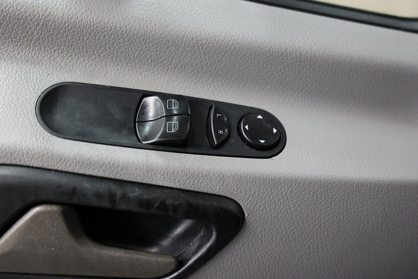 Mercedes-Benz Sprinter 514 2.2 CDI BAKWAGEN MET LAADKLEP ZIJDEUR