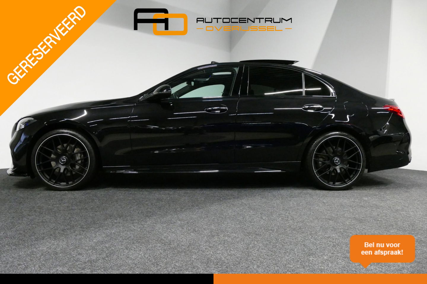 Mercedes-Benz C-Klasse 300 e AMG Line / C63 AMG Diffuser / Panamericana Grille / Panoramadak / Elektr. verstelbare voorstoelen + memory / Digital Laser Light / Ambienteverlichting Plus / Keyless / Apple Carplay - Android Auto / Stoelverwarming / HUD / Achteruitrijcamera / 4-zon