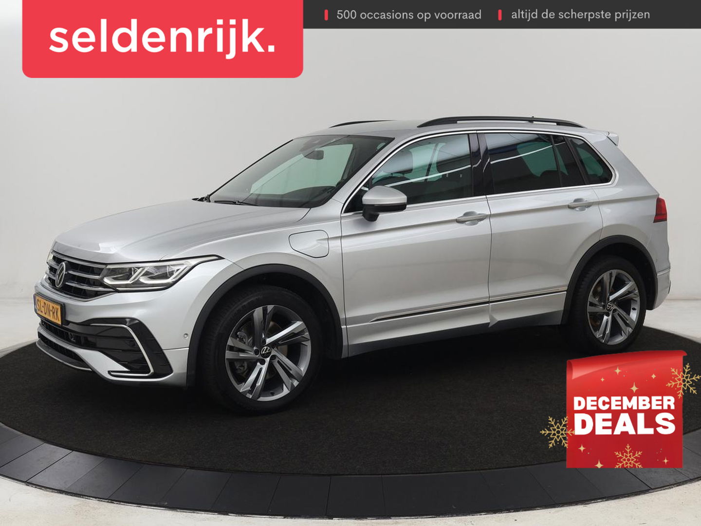 Volkswagen Tiguan 1.4 TSI eHybrid R Line | Matrix LED | Camera | Carplay | Adaptive cruise | 19'' | Navigatie | Park Assist | Virtual Cockpit | Climate control | DAB | Getint glas