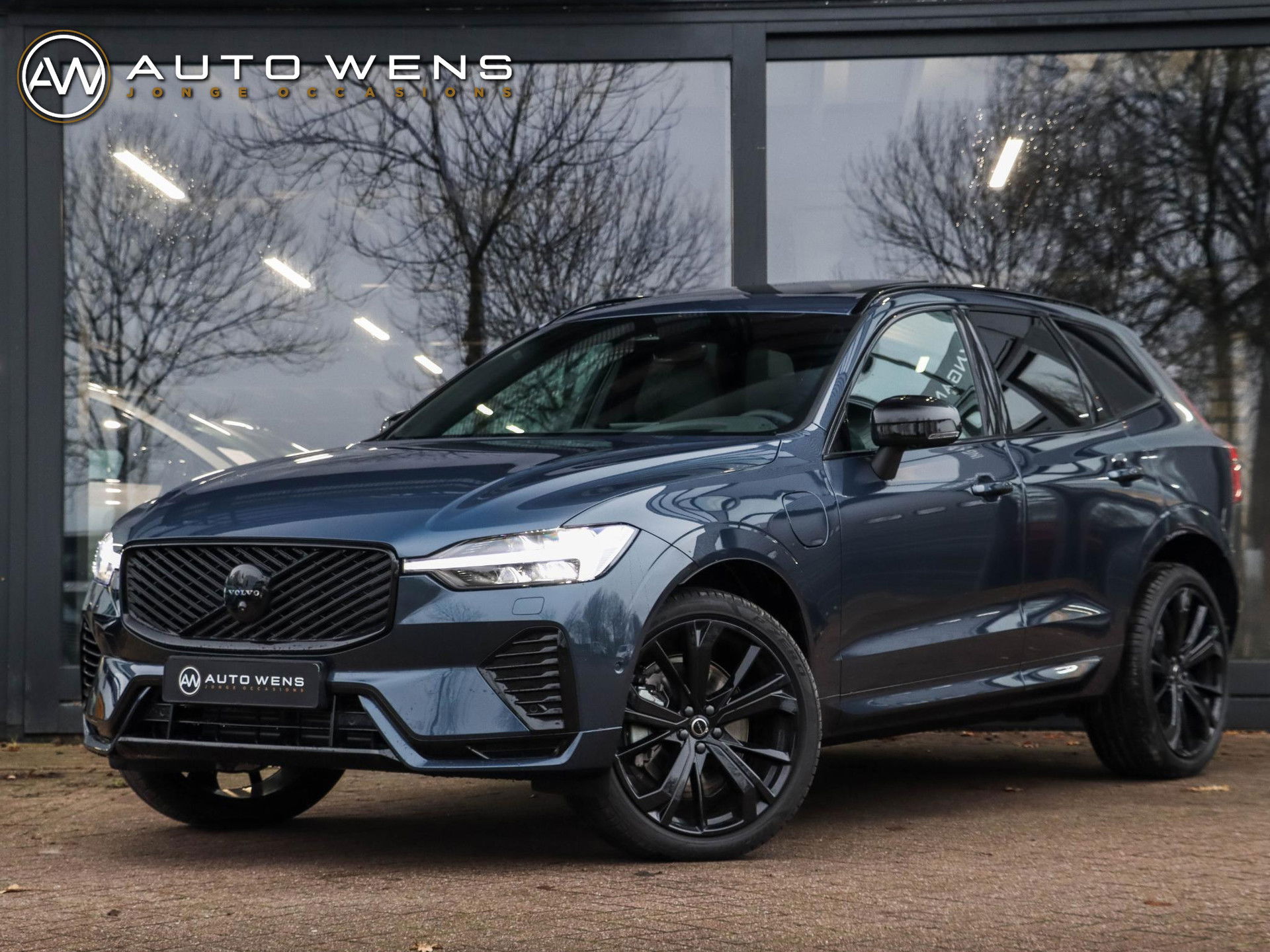 Volvo XC60 T6 AWD Plus Black Edition MY2026 Pano HeadUp 360 21 inch