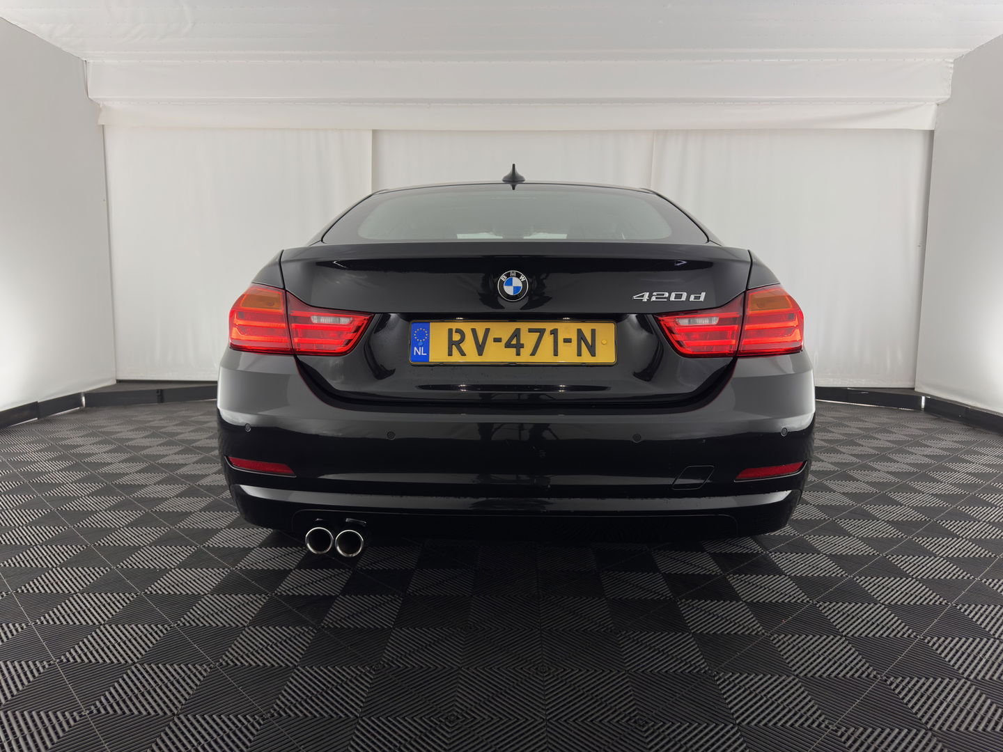 BMW 4 Serie Gran Coupé 420d Centennial High Executive (INCL-BTW) Aut. *NAVI-FULLMAP | FULL-LEATHER | HEATED- COMFORTSEATS | ECC | BI-XENON | KEYLESS | MEMORY-PACK | PDC | 18'' ALU*