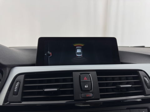 BMW 4 Serie Gran Coupé 420d Centennial High Executive (INCL-BTW) Aut. *NAVI-FULLMAP | FULL-LEATHER | HEATED- COMFORTSEATS | ECC | BI-XENON | KEYLESS | MEMORY-PACK | PDC | 18'' ALU*