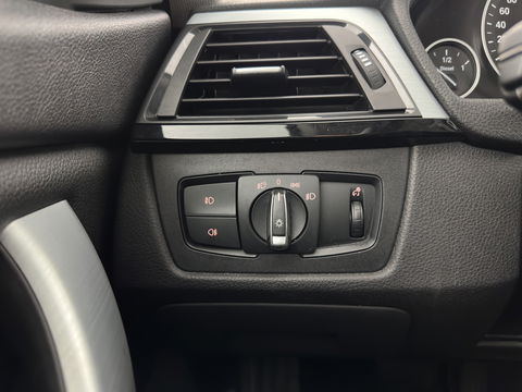 BMW 4 Serie Gran Coupé 420d Centennial High Executive (INCL-BTW) Aut. *NAVI-FULLMAP | FULL-LEATHER | HEATED- COMFORTSEATS | ECC | BI-XENON | KEYLESS | MEMORY-PACK | PDC | 18'' ALU*