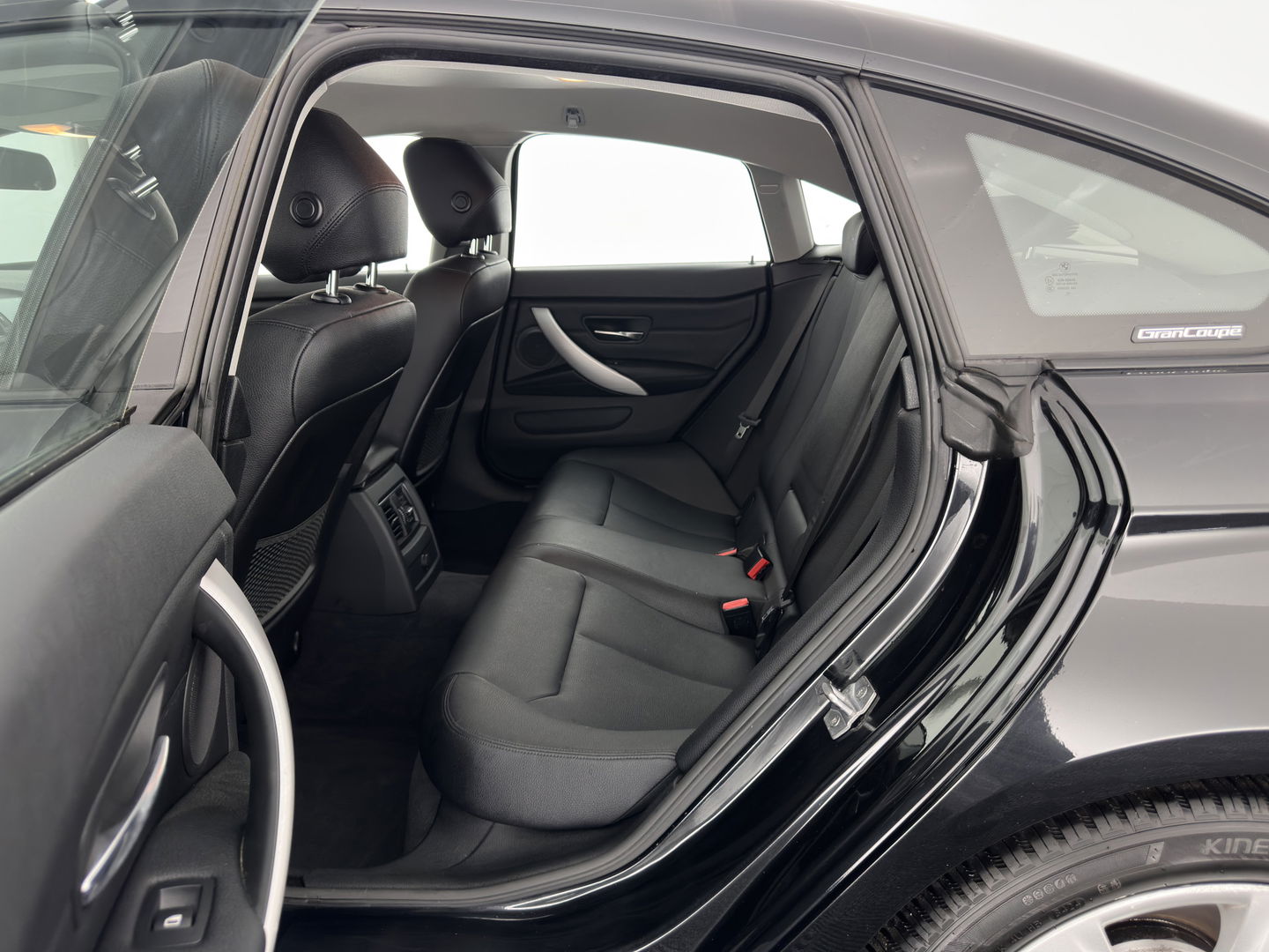 BMW 4 Serie Gran Coupé 420d Centennial High Executive (INCL-BTW) Aut. *NAVI-FULLMAP | FULL-LEATHER | HEATED- COMFORTSEATS | ECC | BI-XENON | KEYLESS | MEMORY-PACK | PDC | 18'' ALU*