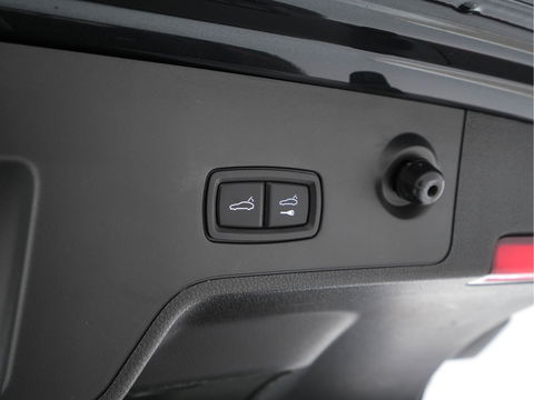 Porsche Panamera Sport Turismo 2.9 4 E-Hybrid Plug-In Aut. *PANO | LUXURY-LEATHER | NAVI-FULLMAP | AIR-SUSPENSION | KEYLESS | BOSE-SURROUND | SOFT-CLOSE | ADAPT-CRUISE | SURROUND-VIEW | DAB | MEMORY-PACK | CARPLAY | SPORT-SEATS | ...