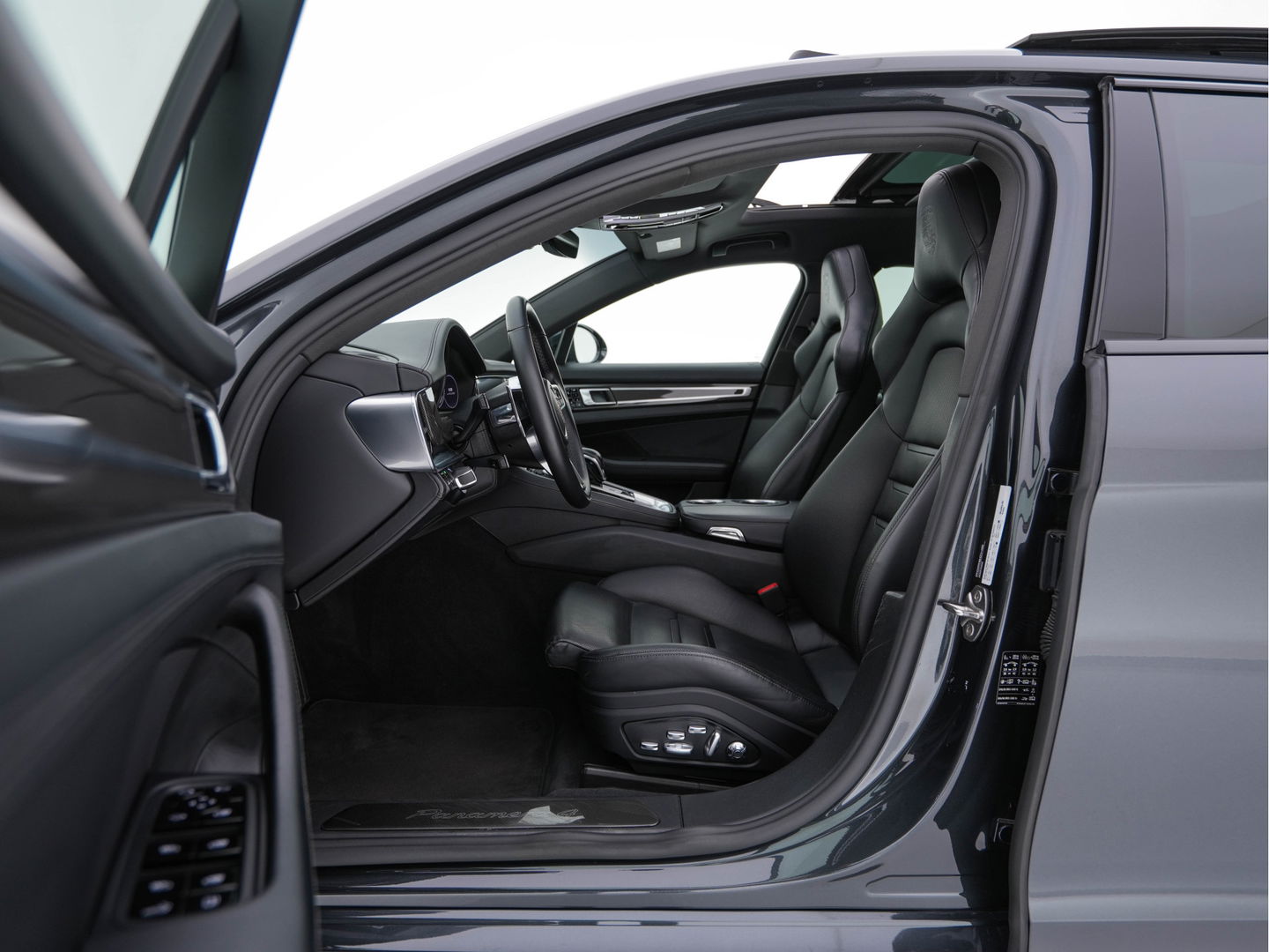 Porsche Panamera Sport Turismo 2.9 4 E-Hybrid Plug-In Aut. *PANO | LUXURY-LEATHER | NAVI-FULLMAP | AIR-SUSPENSION | KEYLESS | BOSE-SURROUND | SOFT-CLOSE | ADAPT-CRUISE | SURROUND-VIEW | DAB | MEMORY-PACK | CARPLAY | SPORT-SEATS | ...