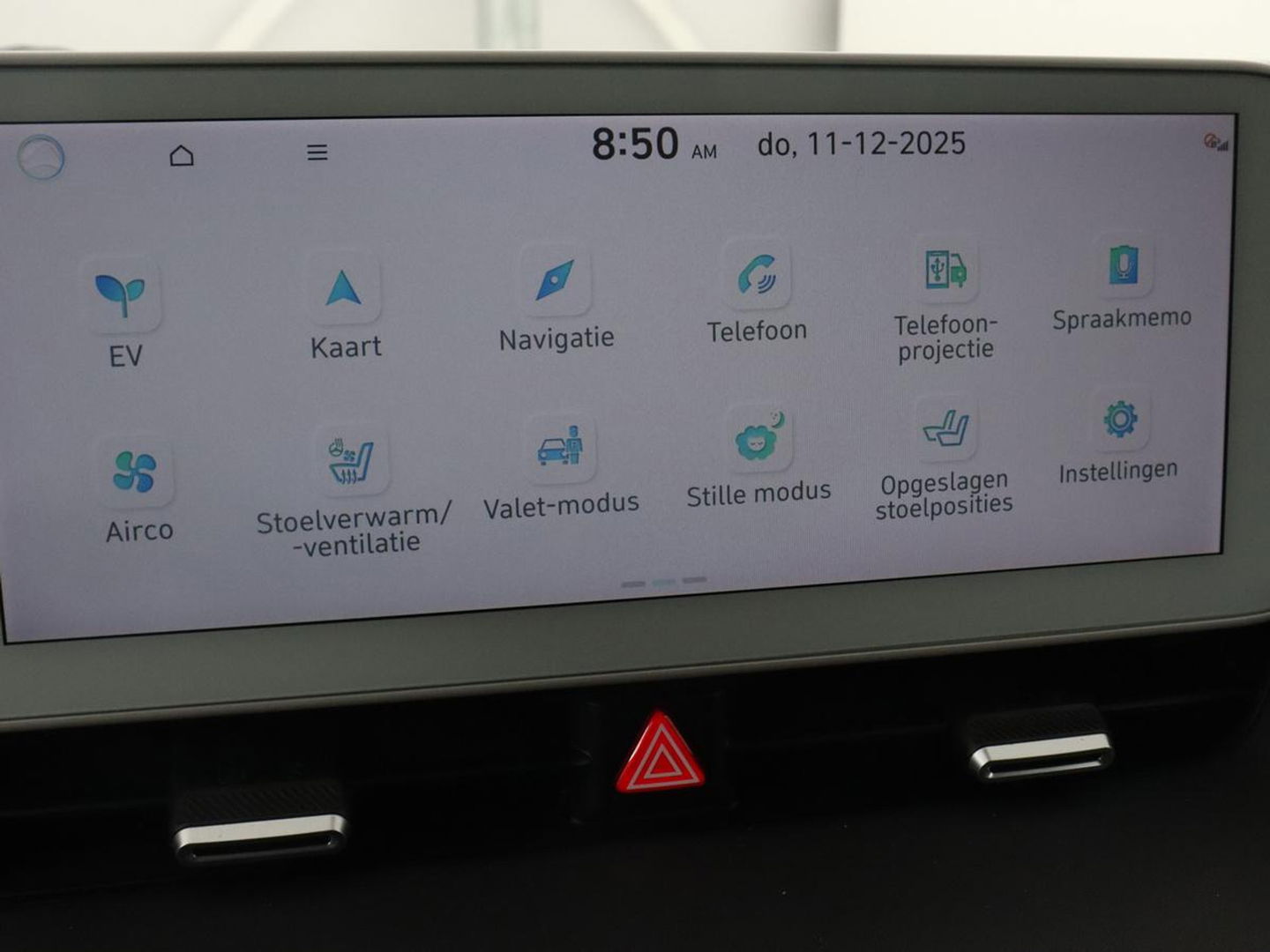 Hyundai IONIQ 5 Lounge 73kWh | Panoramadak | Stoelventilatie | Leder | Head-Up | Warmtepomp | Trekhaak | 360 Camera | Achterbankverwarming | Adaptive cruise | Navigatie | Full LED | Carplay