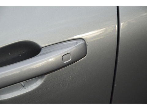 Volvo XC60 T8 Hybride AWD R-Design | Luchtvering | Panoramadak | Trekhaak 2100KG | Rondom stoelverwarming | 360 Camera |