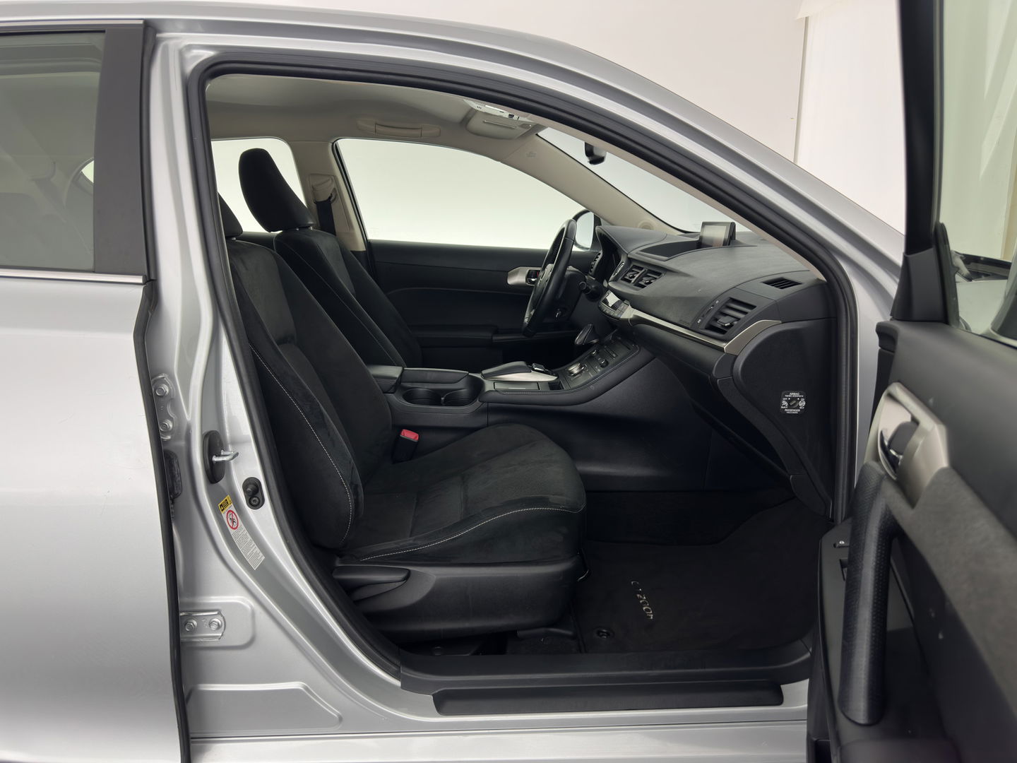 Lexus CT 200h Business Line Aut.*NAVI-FULLMAP | ALCANTARA | COMFORT-SEATS | CAMERA | ECC | CRUISE | 16''ALU*