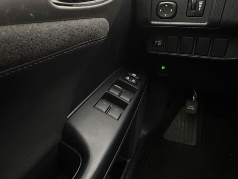 Lexus CT 200h Business Line Aut.*NAVI-FULLMAP | ALCANTARA | COMFORT-SEATS | CAMERA | ECC | CRUISE | 16''ALU*