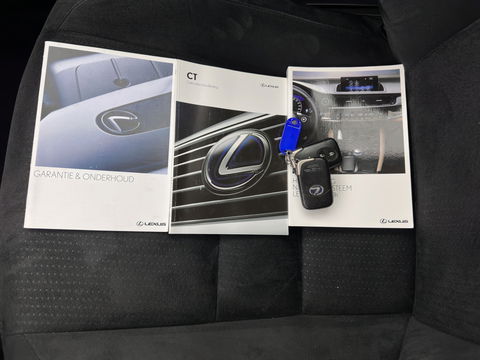 Lexus CT 200h Business Line Aut.*NAVI-FULLMAP | ALCANTARA | COMFORT-SEATS | CAMERA | ECC | CRUISE | 16''ALU*