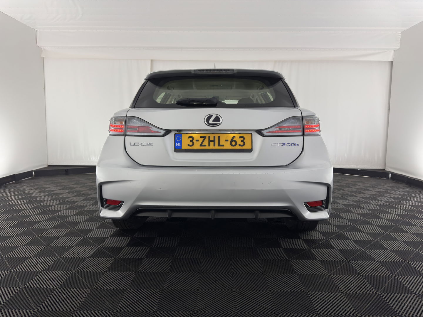 Lexus CT 200h Business Line Aut.*NAVI-FULLMAP | ALCANTARA | COMFORT-SEATS | CAMERA | ECC | CRUISE | 16''ALU*