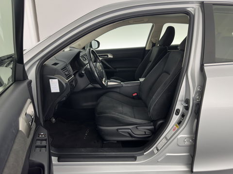 Lexus CT 200h Business Line Aut.*NAVI-FULLMAP | ALCANTARA | COMFORT-SEATS | CAMERA | ECC | CRUISE | 16''ALU*