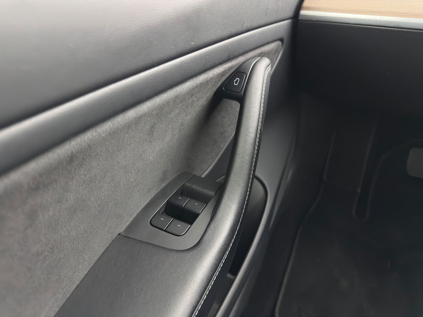 Tesla Model 3 Long Range AWD 75 kWh [3-Fase] {SOH-86%} (INCL-BTW)  Aut. *HEATPUMP | PANO | AUTO-PILOT | LUXURY-LEATHER | KEYLESS | FULL-LED | MEMORY-PACK | SURROUND-VIEW | DAB | CARPLAY | DIGI-COCKPIT | LANE-ASSIST | COMFORT-SEATS | 18"ALU*