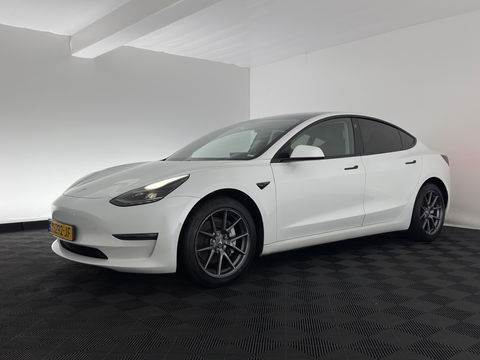 Tesla Model 3 Long Range AWD 75 kWh [3-Fase] {SOH-86%} (INCL-BTW)  Aut. *HEATPUMP | PANO | AUTO-PILOT | LUXURY-LEATHER | KEYLESS | FULL-LED | MEMORY-PACK | SURROUND-VIEW | DAB | CARPLAY | DIGI-COCKPIT | LANE-ASSIST | COMFORT-SEATS | 18"ALU*